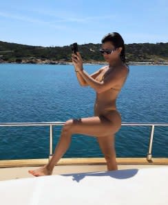 Kourtney Kardashian Throwback Bikini Pics Are Super Sexy