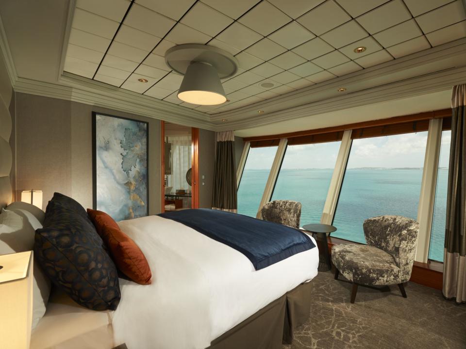 A suite on the Norwegian Dawn