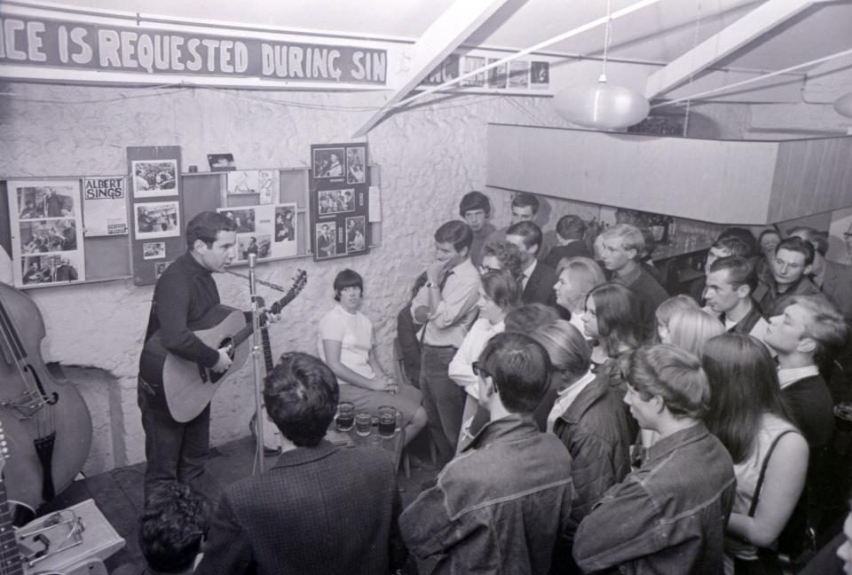 Paul Simon playing at England's Jacquard Club in Norwich, Aug. 24, 1965.