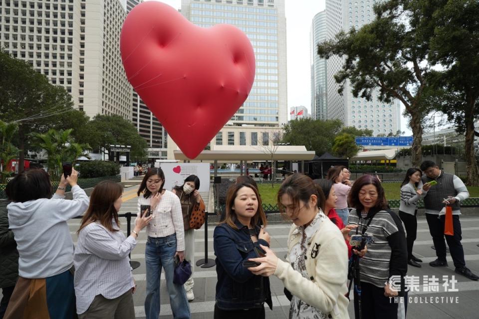 Chubby Hearts 在多個地點展出，包括中環