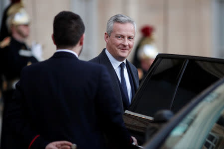 FILE PHOTO - French Finance Minister Bruno Le Maire leaves the Elysee Palace after the first weekly cabinet meeting of the year and a government seminar in Paris, France, January 3, 2018. REUTERS/Benoit Tessier