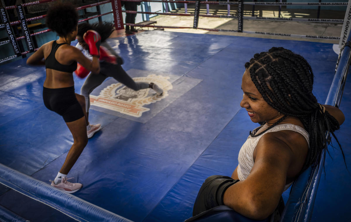 #Boxing powerhouse Cuba lets women boxers compete