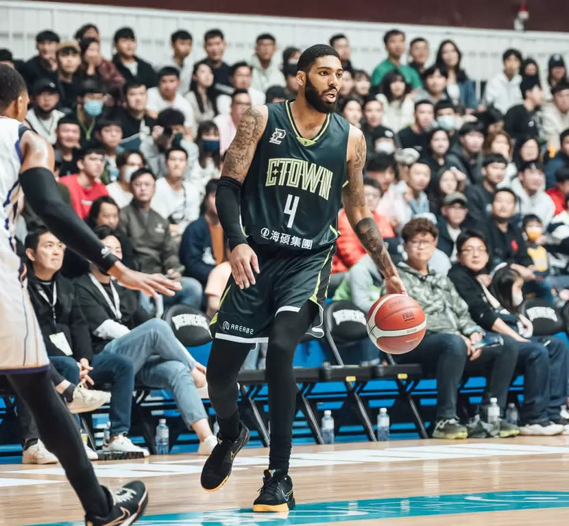 首次登場的馬布爾（Devyn Marble）。官方提供