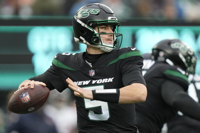 Mike White balling as NY Jets lead Bears at the half, 17-10