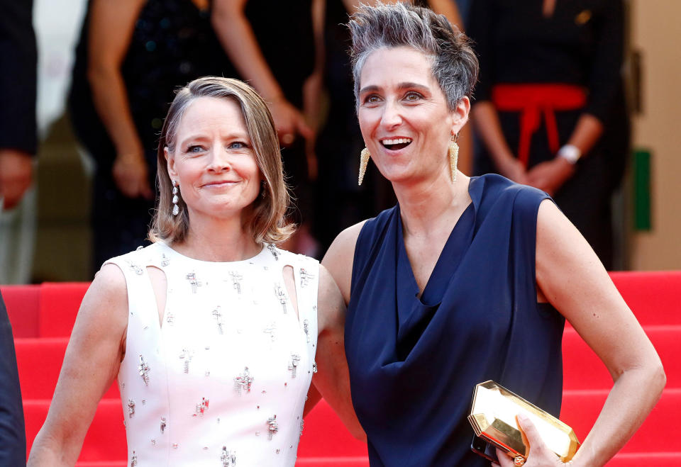 Jodie Foster and Alexandra Hedison on the red carpet in Cannes (P. Lehman / Barcroft Media / Getty Images)