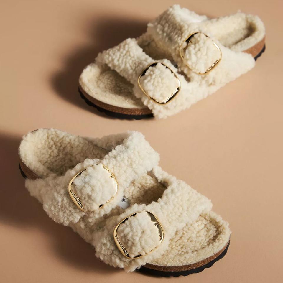 <p><a href="https://go.redirectingat.com?id=74968X1596630&url=https%3A%2F%2Fwww.anthropologie.com%2Fshop%2Fbirkenstock-arizona-big-buckle-faux-fur-sandals&sref=https%3A%2F%2Fwww.bestproducts.com%2Fparenting%2Fg2873%2Fbest-gifts-for-mom%2F" rel="nofollow noopener" target="_blank" data-ylk="slk:Shop Now;elm:context_link;itc:0;sec:content-canvas" class="link ">Shop Now</a></p><p>Arizona Big Buckle Faux Fur Sandals</p><p>anthropologie.com</p><p>$180.00</p>