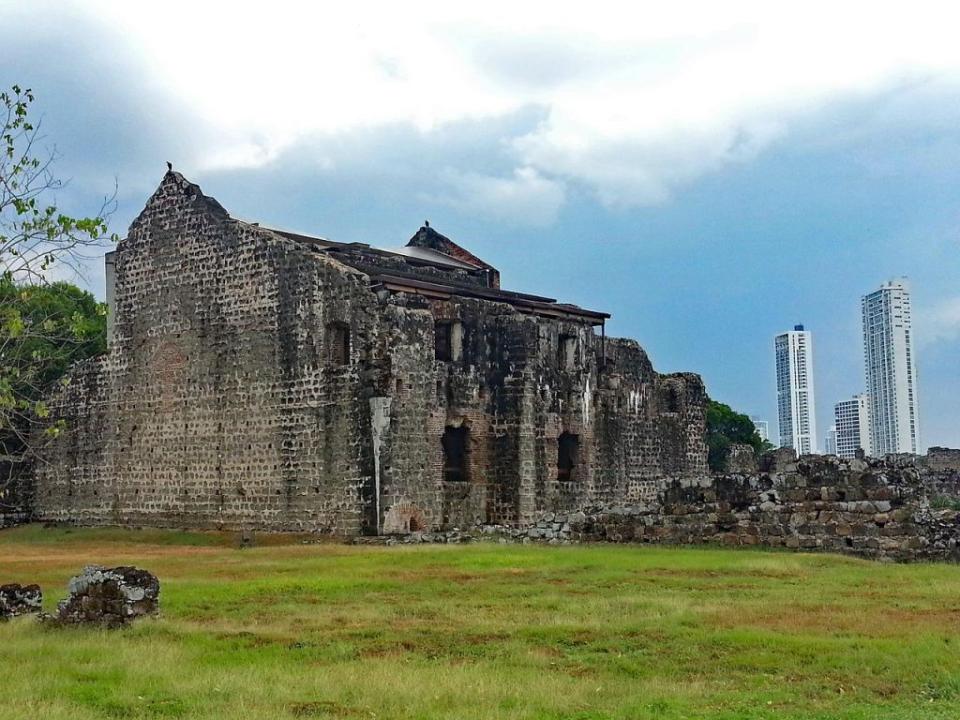 Ruins of building in Panama Viejo