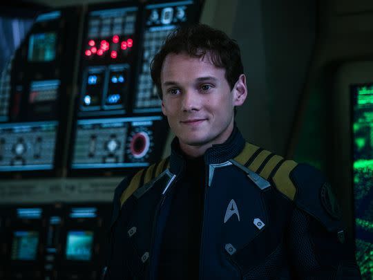 'Star Trek - Sem Fronteiras’ ainda tem um dos últimos registros de Anton Yelchin, que faz Chekov. O ator faleceu em um trágico acidente em junho.