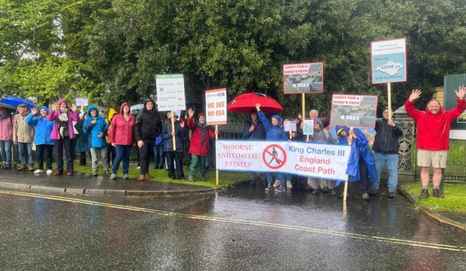 Isle of Wight County Press: Protesters rallying outside Osborne House.