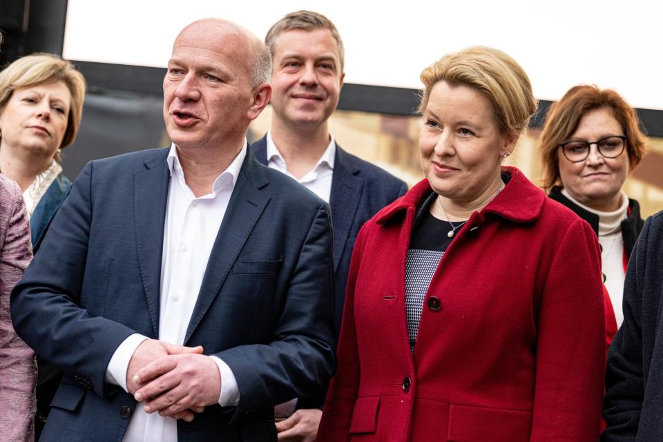 Rgeieren Franziska Giffey (SPD), Regierende Bürgermeisterin von Berlin, und Kai Wegner, Spitzenkandidat der CDU bald gemeinsam? - Copyright: picture alliance/dpa | Fabian Sommer