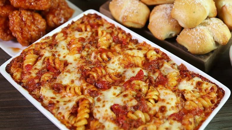 Pizza Hut's rotini pasta