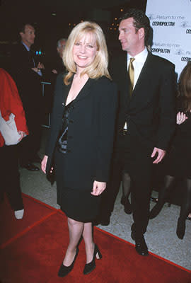 Bonnie Hunt at the premiere of MGM's Return To Me