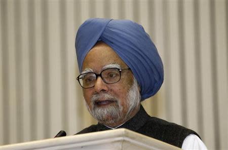 India's Prime Minister Manmohan Singh speaks during the meeting of the 57th National Development Council (NDC) in New Delhi December 27, 2012 file photo. REUTERS/B Mathur