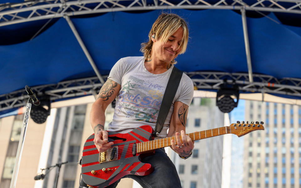 Keith Urban performs on the TODAY show on June 30th, 2022. (Nathan Congleton / TODAY)