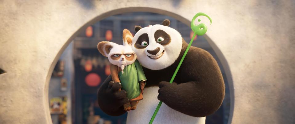 KUNG FU PANDA 4, from left: Shifu (voice: Dustin Hoffman), Po (Jack Black), 2024. © Universal Pictures / Courtesy Everett Collection