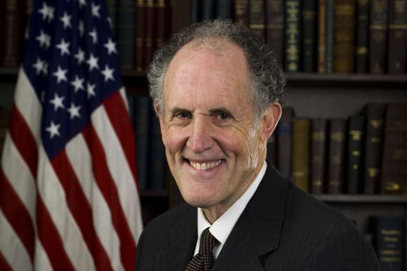 2020年美國總統大選，拜登政權交接團隊領導人考夫曼（Ted Kaufman）（Wikipedia / Public Domain）
