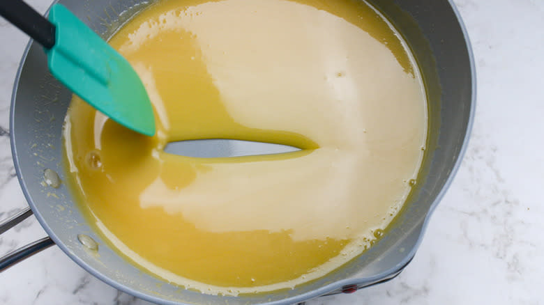 making keto sweetened condensed milk