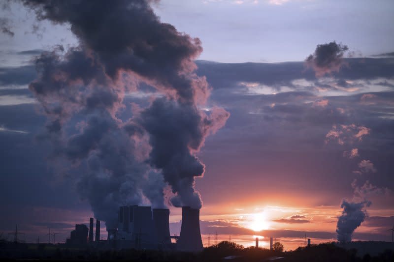 燃煤發電排放大量溫室氣體，是全球暖化元凶之一（AP）