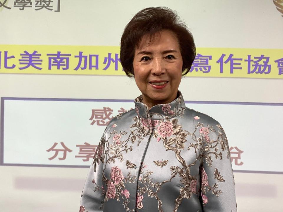 南加州華人寫作協會會長王美。（記者楊青攝影）