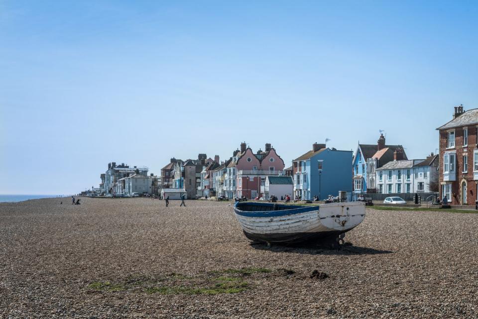 <p>It might have a pebble beach, but what this chocolate box town lacks in sand it makes up for in picturesque seaside style - think pastel-coloured 19th-Century holiday villas, fisherman’s huts selling catch of the day and delicious seafood which you can eat right by the water’s edge, art galleries and its landmark Scallop sculpture. A perfect day out.</p><p><a class="link " href="https://www.booking.com/index.en-gb.html?label=gen173nr-1BCAEoggI46AdIM1gEaFCIAQGYAQm4AQfIAQzYAQHoAQGIAgGoAgO4AoaD8PkFwAIB0gIkMjllNzUwZjMtNzJjNi00ZmQxLTlmZTYtNjljZDNkZGUzNGZm2AIF4AIB%3Bsid%3Dd557a040829a867b722f4b6cf8934591%3Bkeep_landing%3D1&sb_price_type=total" rel="nofollow noopener" target="_blank" data-ylk="slk:FIND ACCOMODATION;elm:context_link;itc:0;sec:content-canvas">FIND ACCOMODATION</a></p>