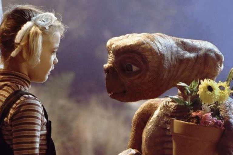 Drew Barrymore en E.T., la inolvidable película de Steven Spielberg