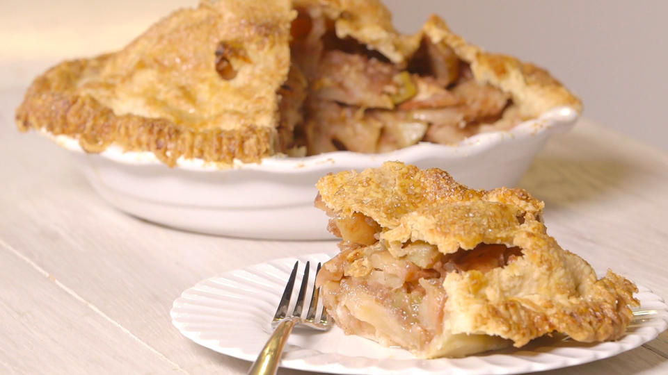 Old-Fashioned Apple Pie