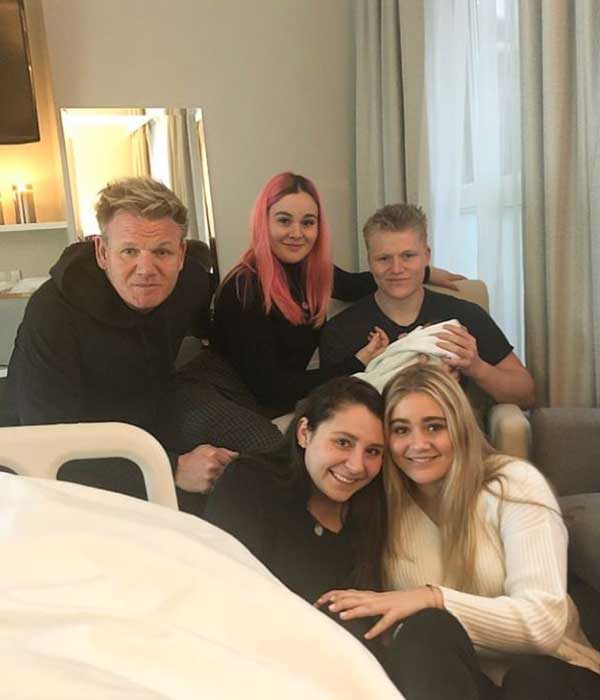 gordon-ramsay-family-photo