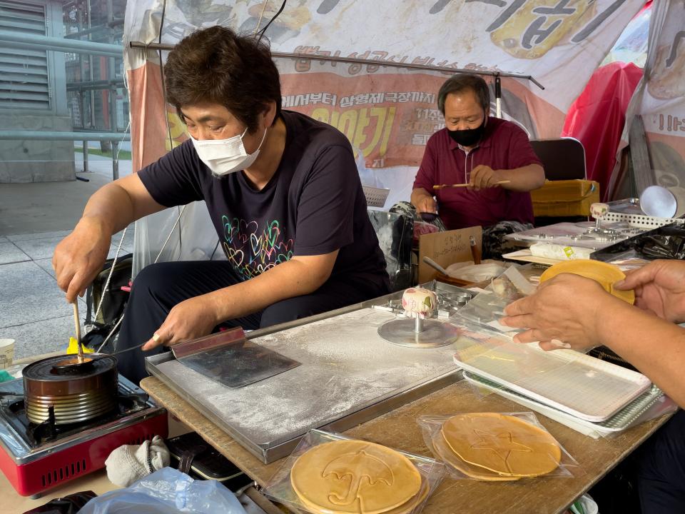 El éxito de la pareja que fabricó los dulces que aparecen en ‘El juego del calamar’