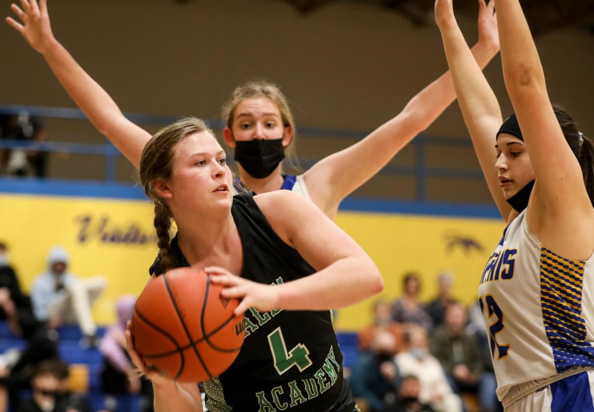 OSAA girls basketball rankings Salem Academy, Willamina climb to No. 1