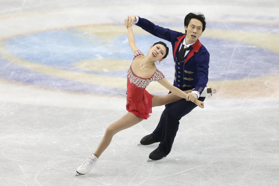 Qing Pang and Jian Tong of China compete in the pairs free skating during day three of the ISU Grand Prix of Figure Skating Final 2013/2014 at Marine Messe Fukuoka on December 7, 2013 in Fukuoka, Japan. (Photo by Atsushi Tomura/Getty Images)