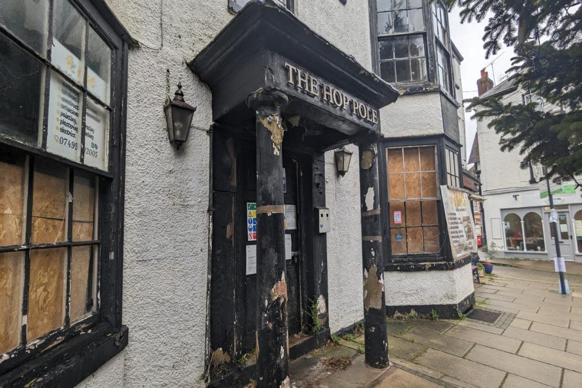 The Hop Pole Hotel, in the centre of Bromyard, is in very poor condition <i>(Image: Charlotte Moreau)</i>