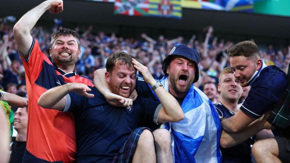 Scotland fans celebrate