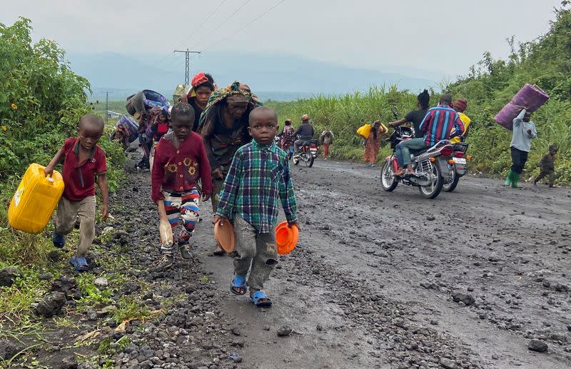 Hundreds flee gunshots on the outskirts of Goma