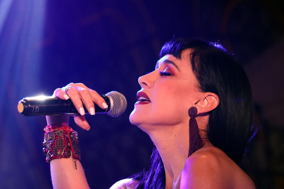 MEXICO CITY, MEXICO - MARCH 02: Susana Zabaleta performs on stage during the showcase of 'Se Me Antoja Tu Vida' at Hotel Geneve on March 2, 2022 in Mexico City, Mexico. (Photo by Adrián Monroy/Medios y Media/Getty Images)