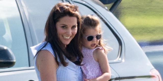 Kate Middleton Nailed the Casual Chic Look in This Blue Dress