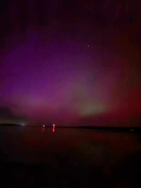 Northern lights at Prairie Dog Lake in Norton on May 10, 2024 (Courtesy: Arthur Turley)