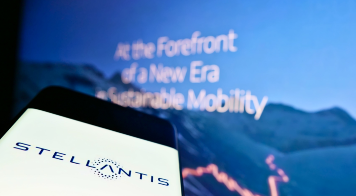 Mobile phone with logo of automotive company Stellantis N.V. (STLA) on screen in front of company website. Focus on center of smartphone screen. Unmodified photo.