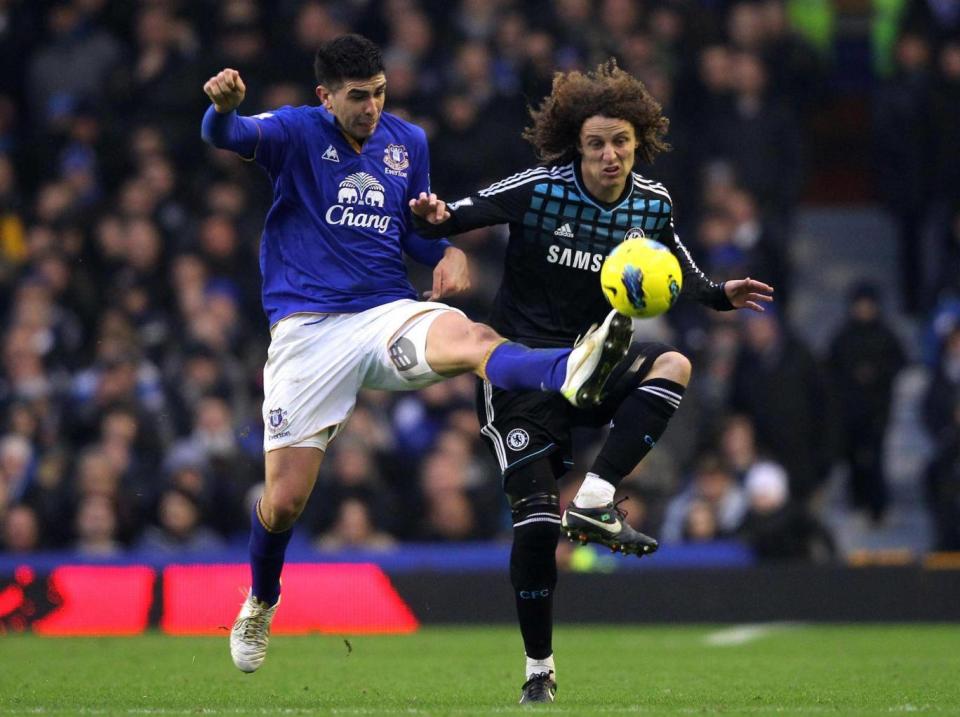 Stracqualursi's big-hearted efforts made him a fan favourite at Goodison (Getty)