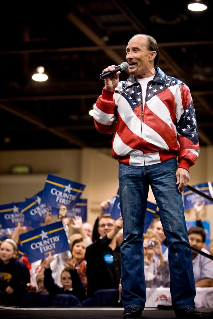 Greenwood performs at a rally for Sarah Palin in Reno, Nevada on October 21, 2008. Photo: Max Whittaker/Getty Images