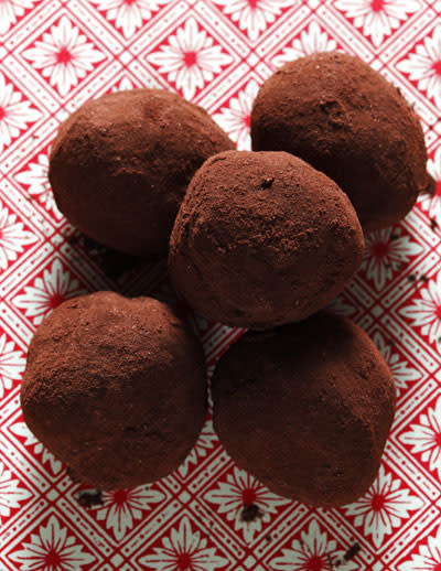 Cardamom-Laced Milk Chocolate Truffles