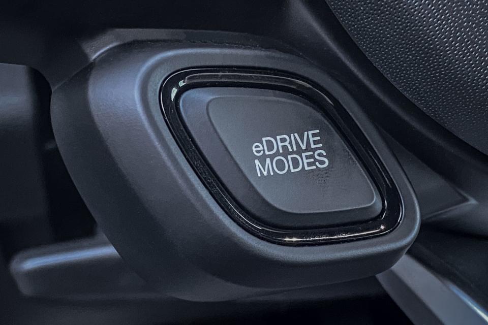 View Photos of the 2023 Dodge Hornet