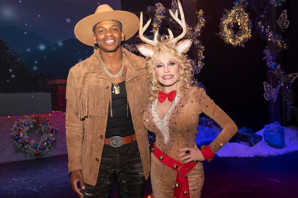 Dolly Parton Is Ready to Lift Spirits in Her New Holiday Special: 'I Feel Like I'm a Part of Christmas'