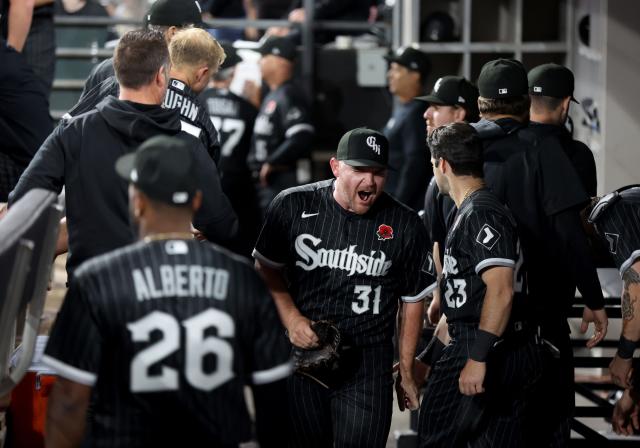 Column: Chicago White Sox's ugly season could get even uglier if Liam  Hendriks is out for long