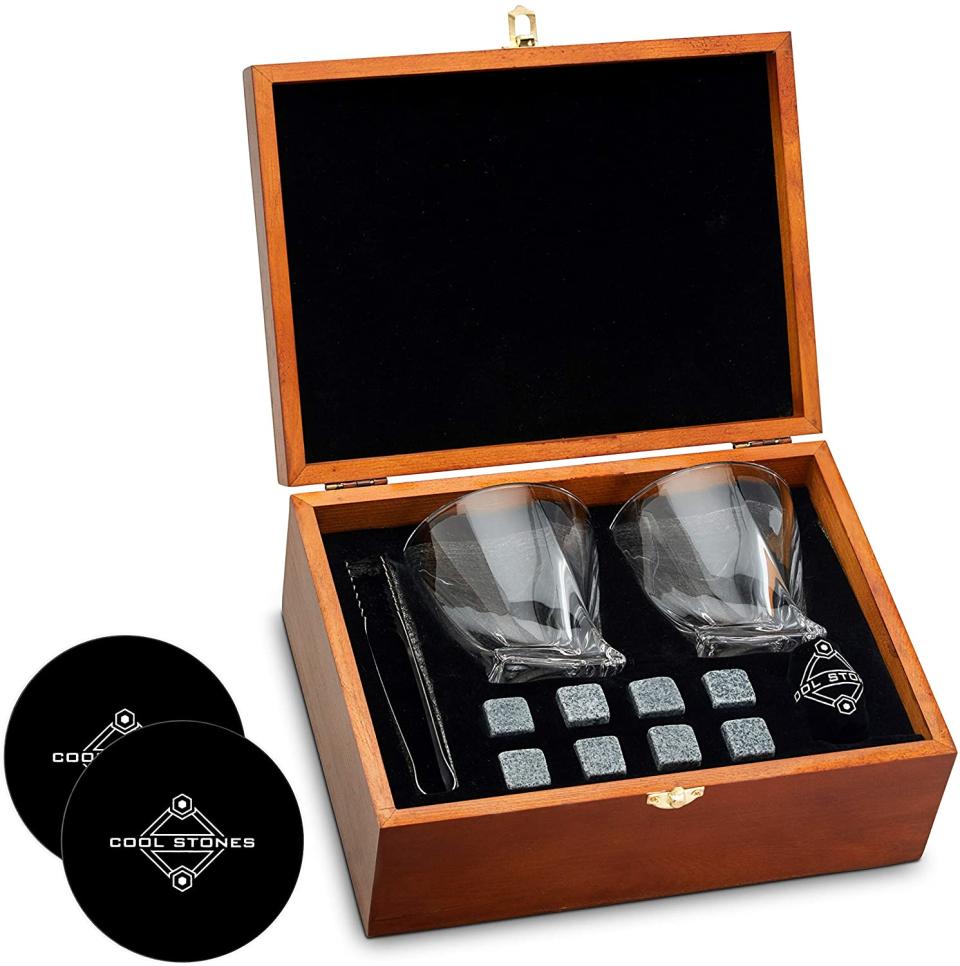 whiskey gift set, valentine's day gifts 2021