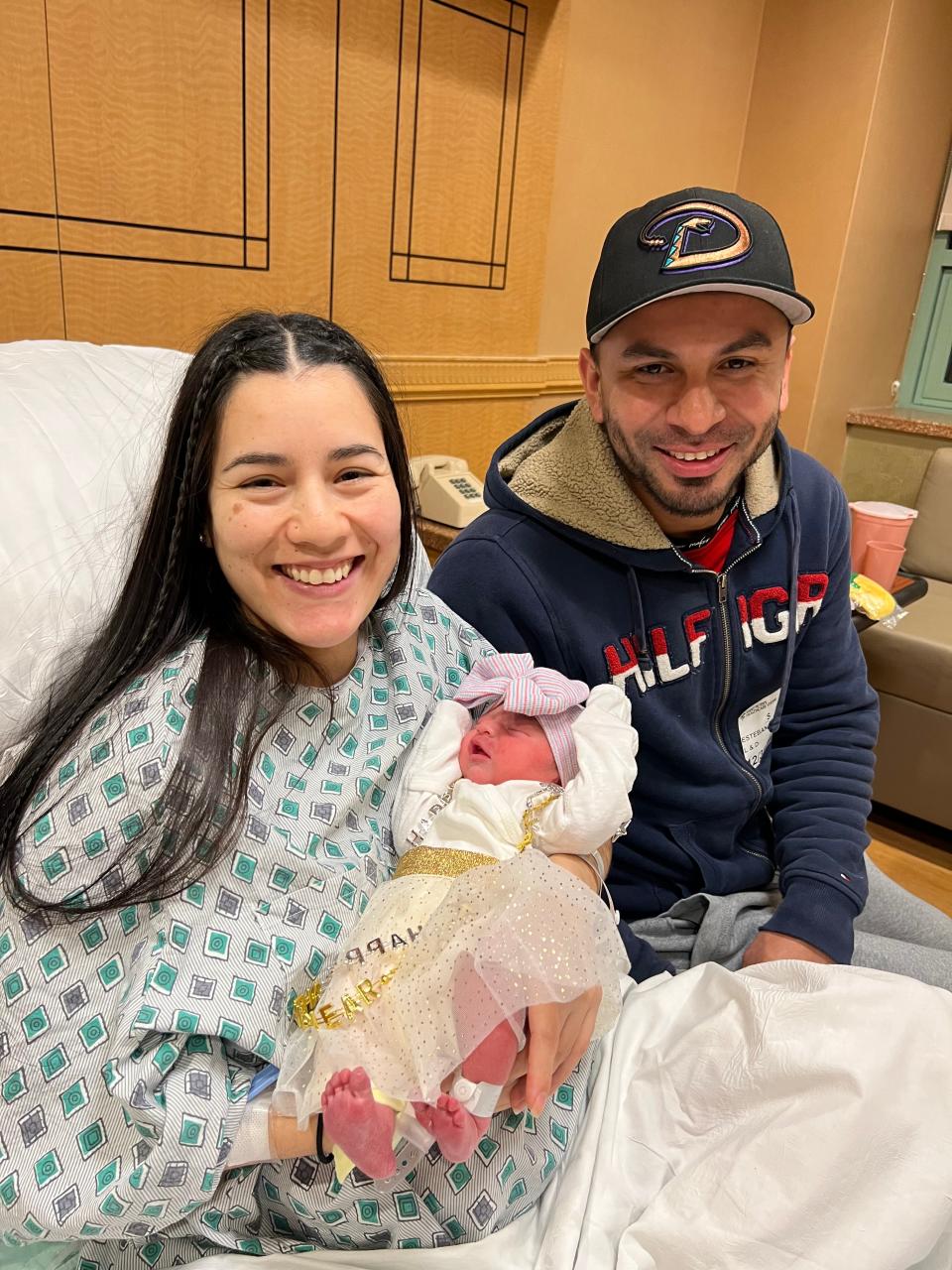 Jessica Johanna Cardona-Giraldo and Esteban Josue Aguirre Monterrosa of Dunellen welcomed their baby girl, Belen Aguirre Cardona, at 12:01 a.m. Monday at Saint Peter's University Hospital in New Brunswick.