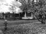 <p>An abandoned house in Selma, Ala., where roughly 41 percent of the population lives below the poverty level. (Photo: Holly Bailey/Yahoo News) </p>