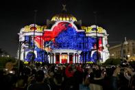 <p>CIUDAD DE MÉXICO Amusement/Esparcimimiento-Filux.- Comienzan las actividades del Festival Internacional de las Luces México (Filux), 19 de noviembre de 2017, en uno de los edificios incluidos en el evento: El Palacio de Bellas Artes. Foto: Agencia EL UNIVERSAL/Jorge Serratos/JMA </p>