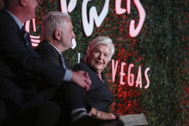 Paris Las Vegas Debuts New $1.7 Million Eiffel Tower Light Show