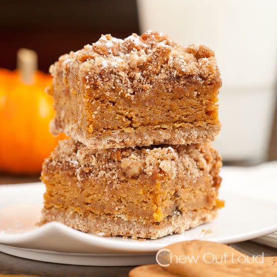 Pumpkin Bars with Biscoff Crumble