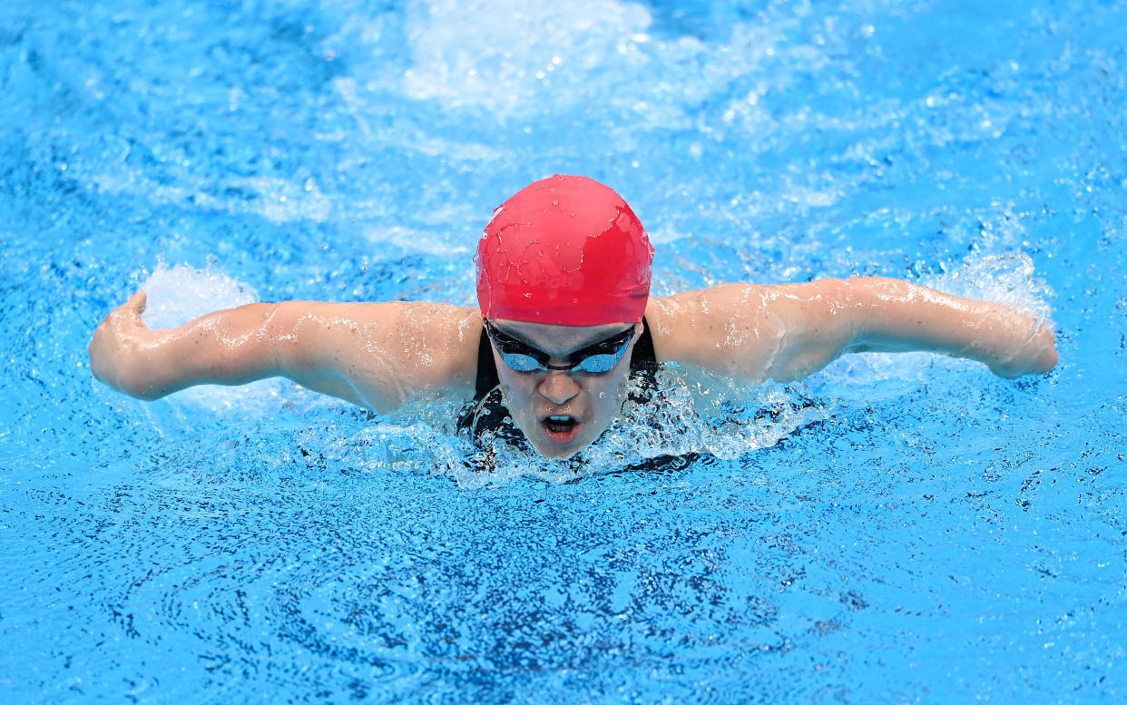 TOKYO, JAPAN - AUGUST 26: Ellie Simmonds of Team Great Britain in action during the Women's 200m Individual Medley - SM6 final on day 2 of the Tokyo 2020 Paralympic Games at the Tokyo Aquatics Centre on August 26, 2021 in Tokyo, Japan. (Photo by Alex Davidson/Getty Images for International Paralympic Committee)